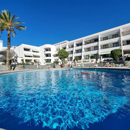 Casa Palmera 3 Only 150 Metres To The Beach, Heated Pool, Wifi, Sat-tv, Balcony Arona (Tenerife)