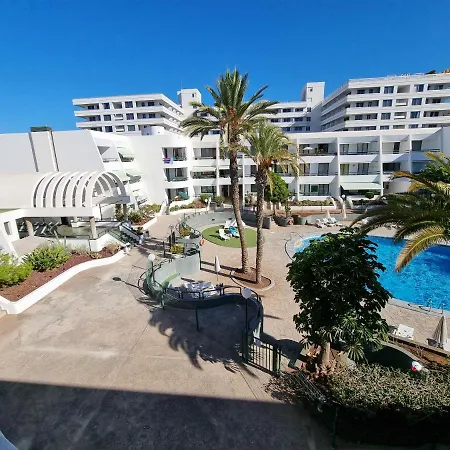 Casa Palmera 3 Only 150 Metres To The Beach, Heated Pool, Wifi, Sat-tv, Balcony *