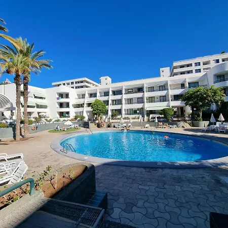 Lägenhet Casa Palmera 3 Only 150 Metres To The Beach, Heated Pool, Wifi, Sat-tv, Balcony