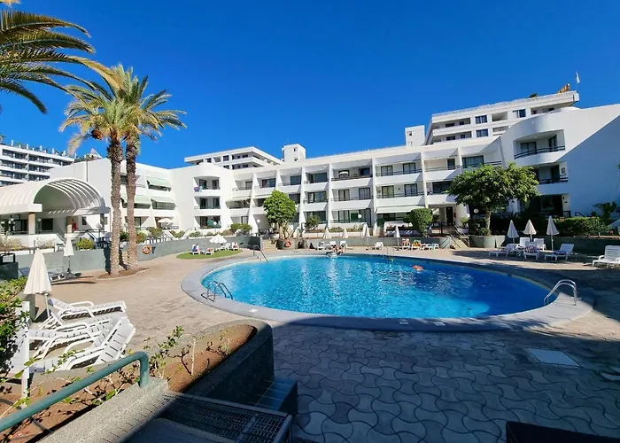 公寓 Casa Palmera 3 Only 150 Metres To The Beach, Heated Pool, Wifi, Sat-tv, Balcony