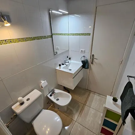 Casa Palmera 3 Only 150 Metres To The Beach, Heated Pool, Wifi, Sat-tv, Balcony 公寓 阿罗纳