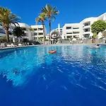 דירה Casa Palmera 3 Only 150 Metres To The Beach, Heated Pool, Wifi, Sat-tv, Balcony *