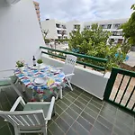 Casa Palmera 3 Only 150 Metres To The Beach, Heated Pool, Wifi, Sat-tv, Balcony