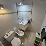 Casa Palmera 3 Only 150 Metres To The Beach, Heated Pool, Wifi, Sat-tv, Balcony דירה ארונה